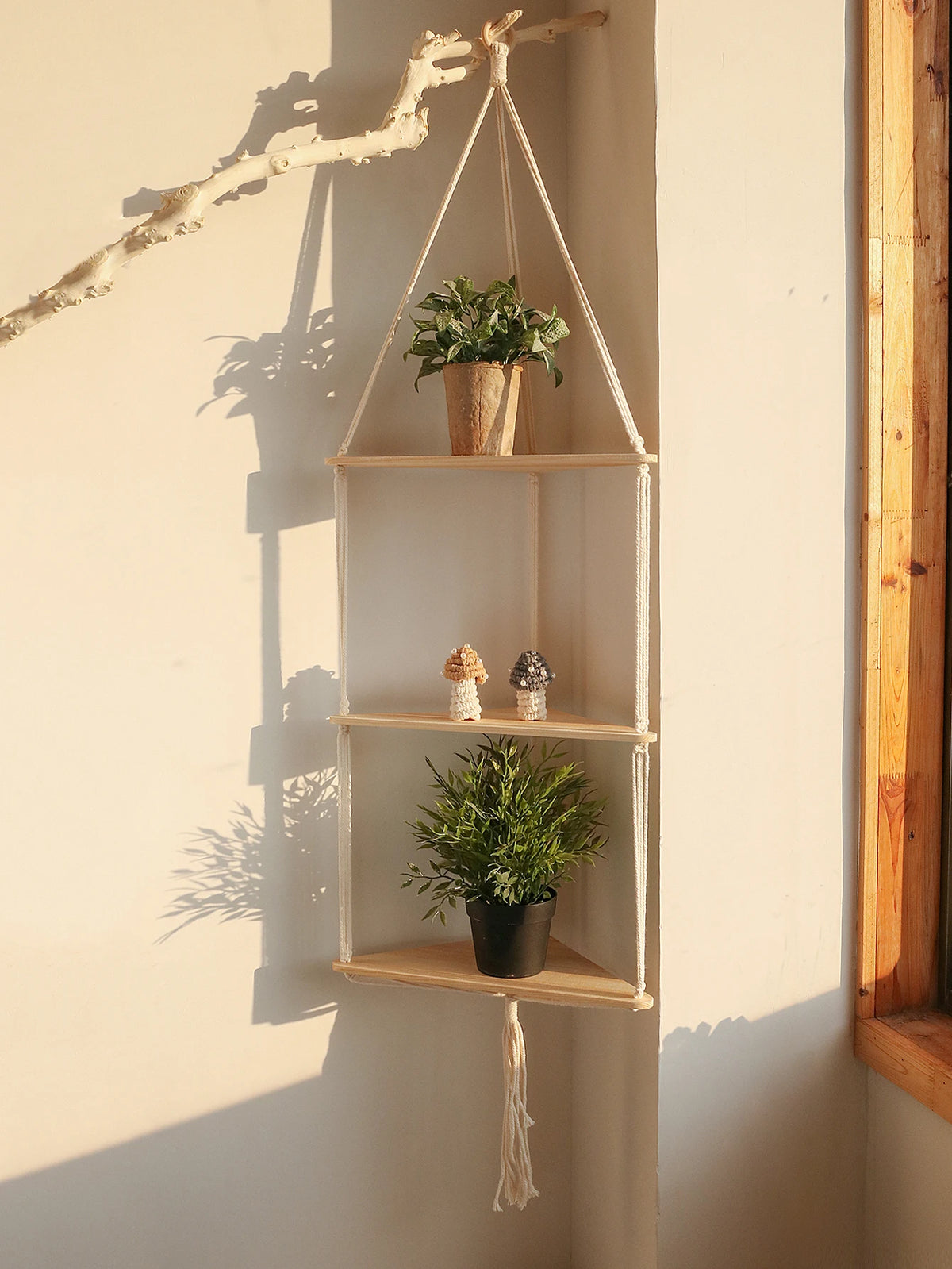 Étagère Murale Suspendue en Bois et Macramé - Style Boho